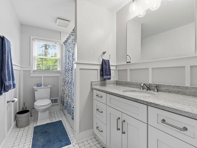 Photo of 803 Parkins Mill Road
