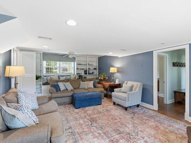 Photo of 803 Parkins Mill Road