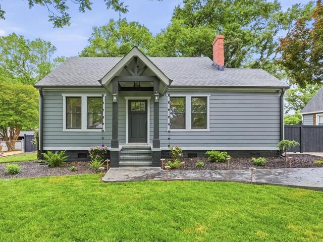 Photo of 305 Rogers Avenue