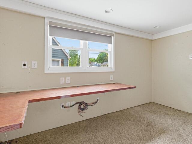 Photo of 305 Rogers Avenue