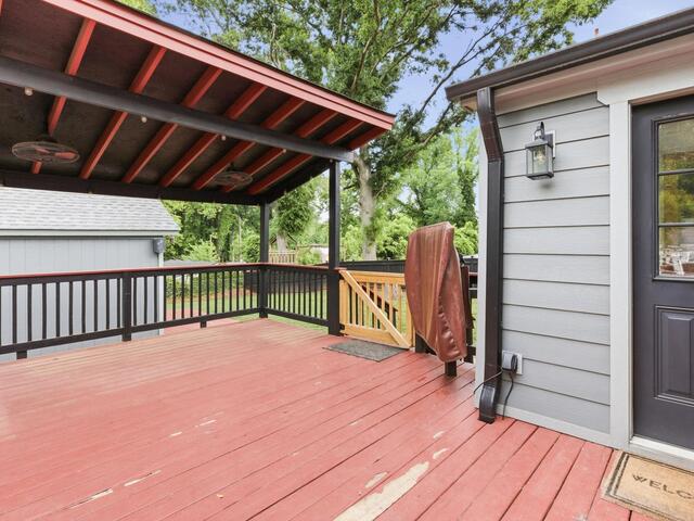 Photo of 305 Rogers Avenue