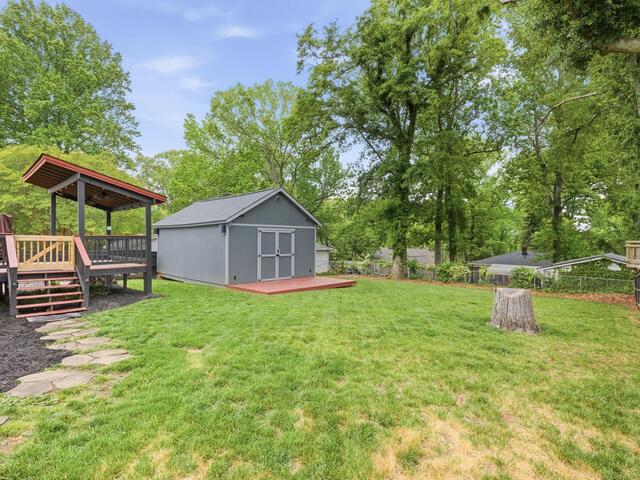 Photo of 305 Rogers Avenue