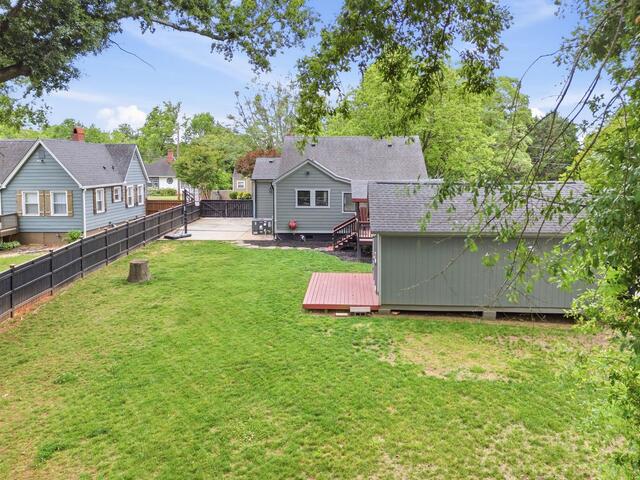 Photo of 305 Rogers Avenue