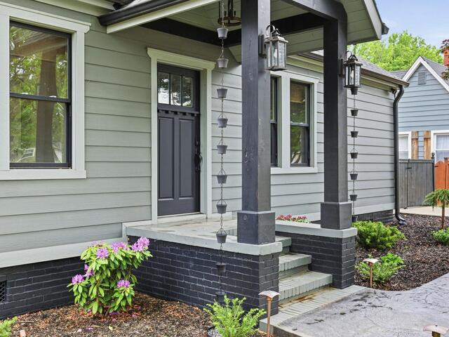 Photo of 305 Rogers Avenue