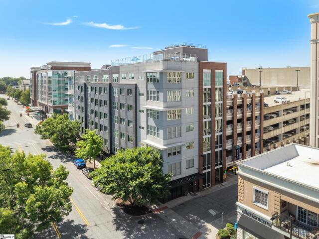 Photo of 100 E Washington Street