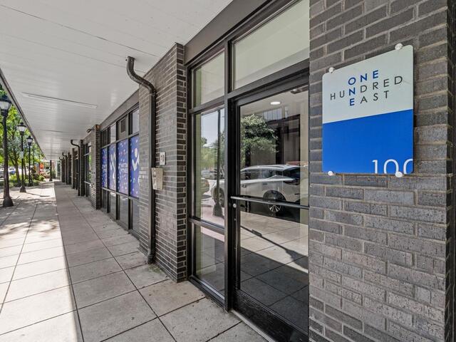 Photo of 100 E Washington Street