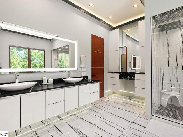 Photo of 2454 Runion Road