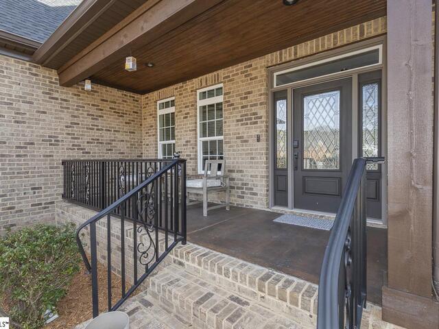 Photo of 310 BURNING TREE Road