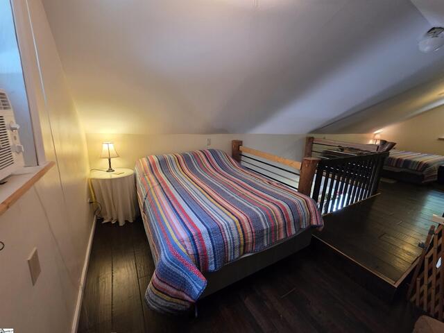 Photo of 104 Lands End Drive