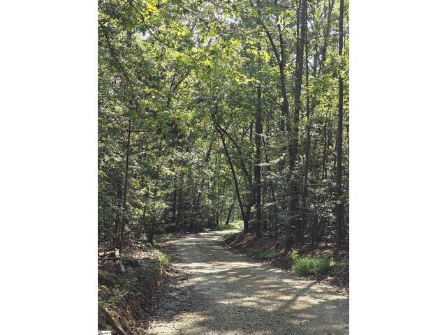 Photo of 104 Lands End Drive