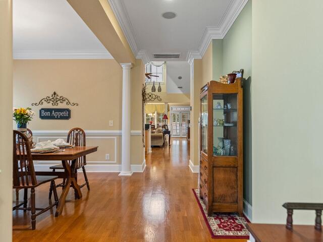 Photo of 300 Farmers Market Street
