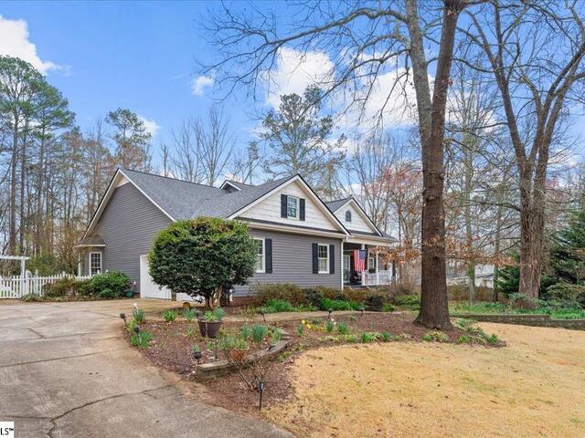 Photo of 107 Wrenfield Court
