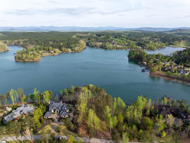 Photo of 390 Peninsula Ridge