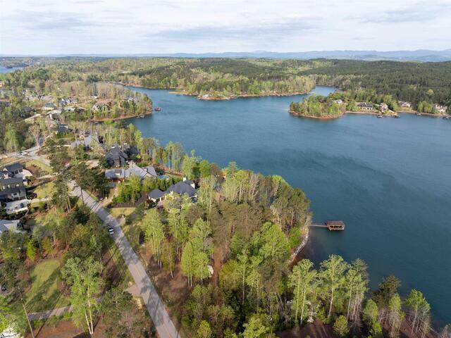Photo of 390 Peninsula Ridge