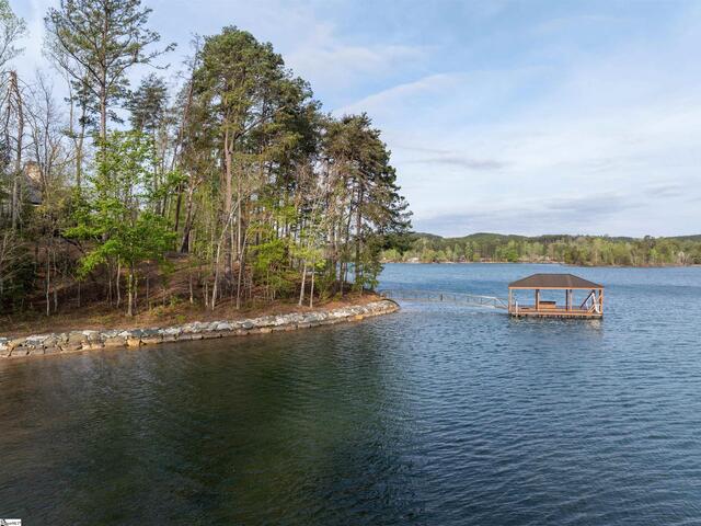 Photo of 390 Peninsula Ridge