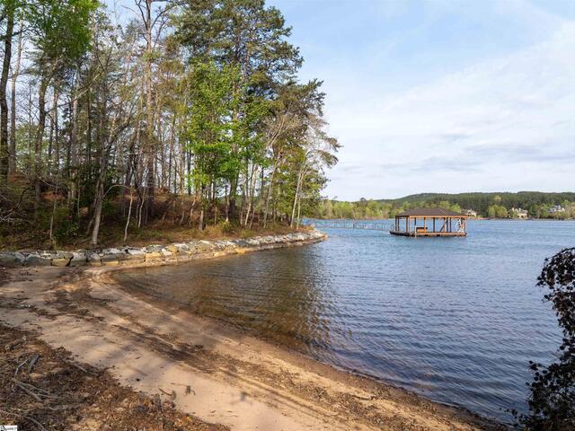 Photo of 390 Peninsula Ridge