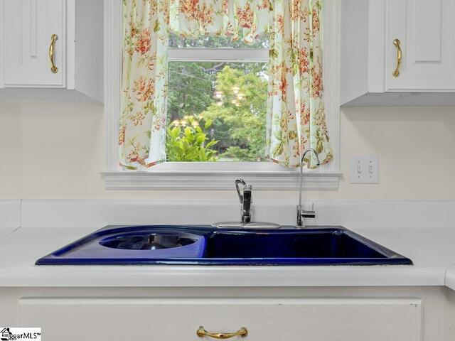 Photo of 208 W Durham Street