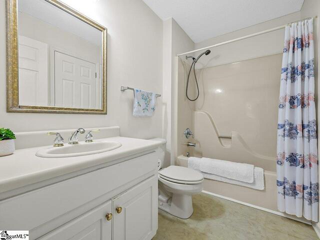 Photo of 208 W Durham Street