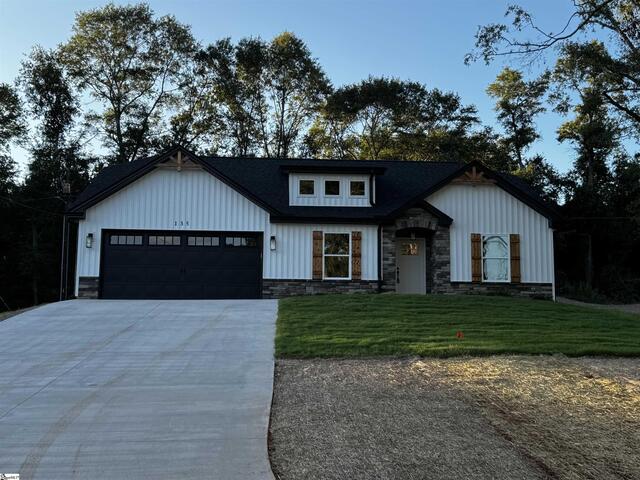 Photo of 135 Westwood Circle