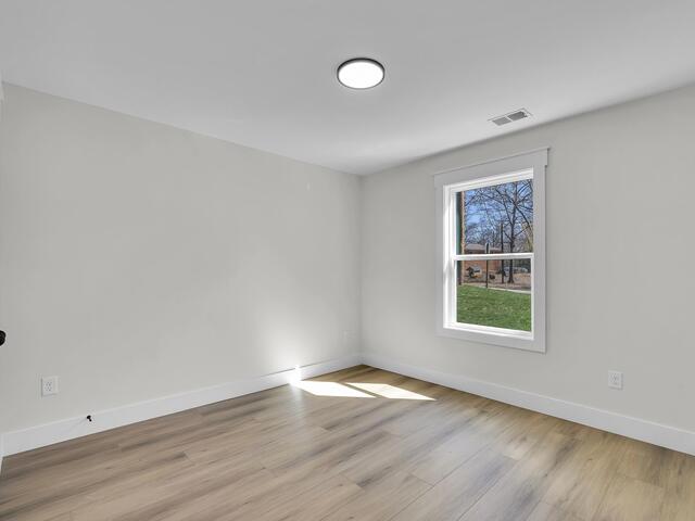 Photo of 135 Westwood Circle