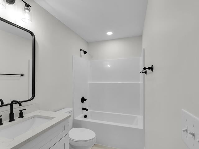 Photo of 135 Westwood Circle