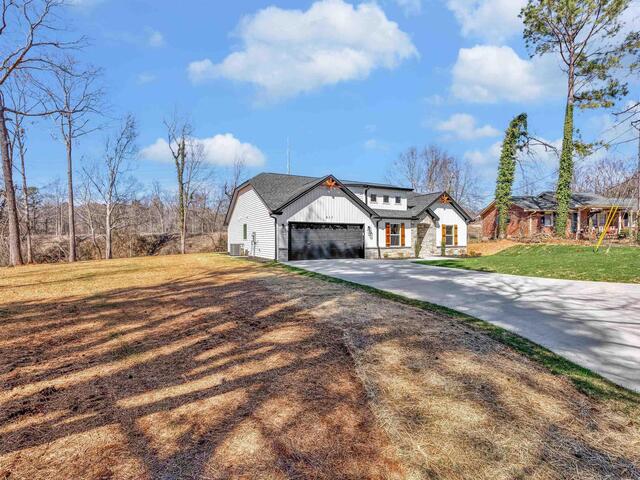 Photo of 135 Westwood Circle