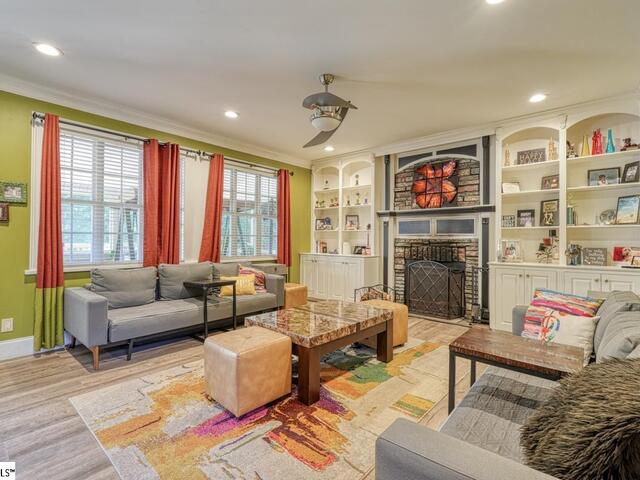 Photo of 251 N Lake Emory Drive