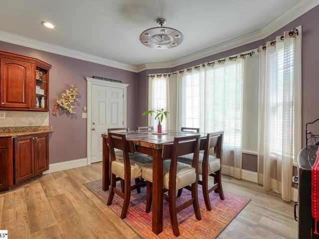 Photo of 251 N Lake Emory Drive