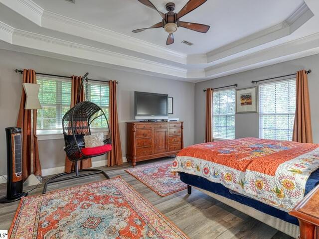 Photo of 251 N Lake Emory Drive
