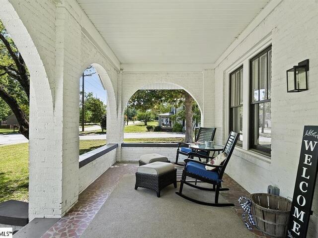 Photo of 501 N adair Street