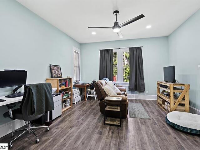 Photo of 501 N adair Street