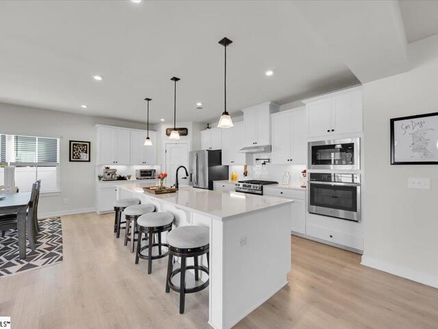 Photo of 822 LADY FERN Drive