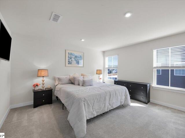 Photo of 822 LADY FERN Drive