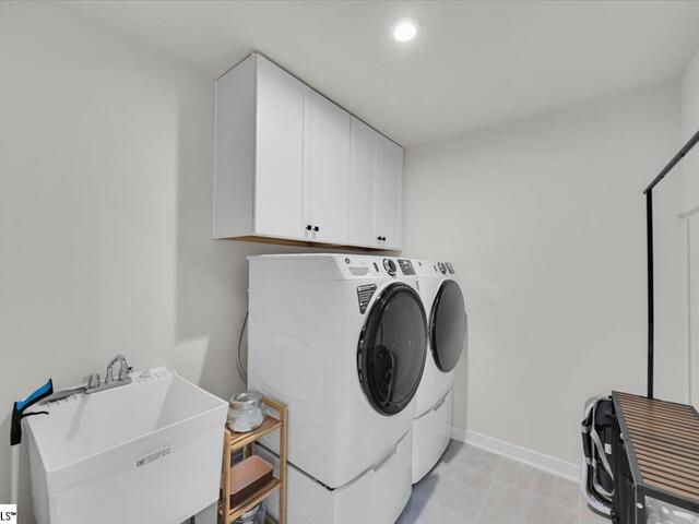 Photo of 822 LADY FERN Drive