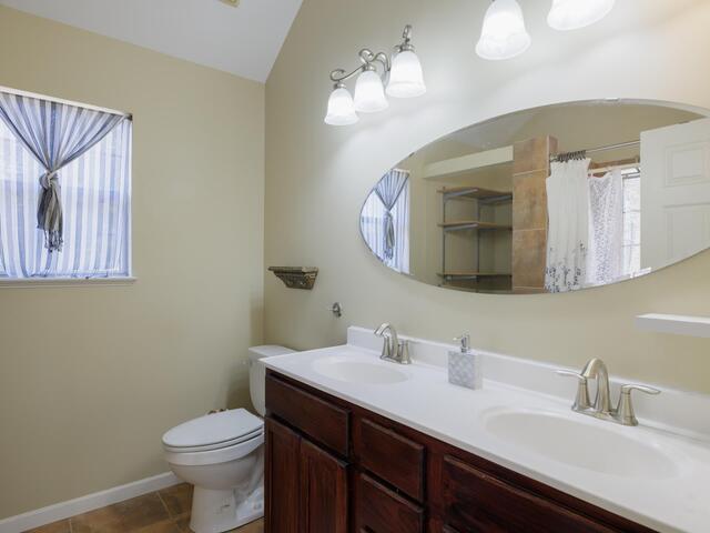 Photo of 104 Shadow Lane