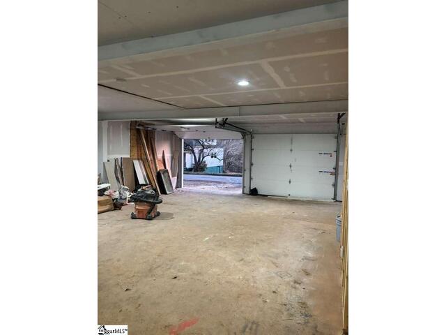 Photo of 2336 Racing Road