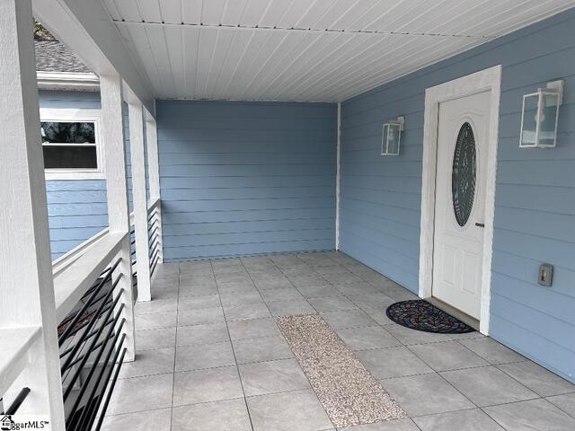 Photo of 2336 Racing Road