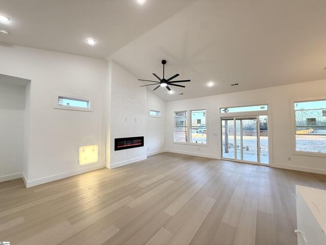 Photo of 140 Meeting House Road