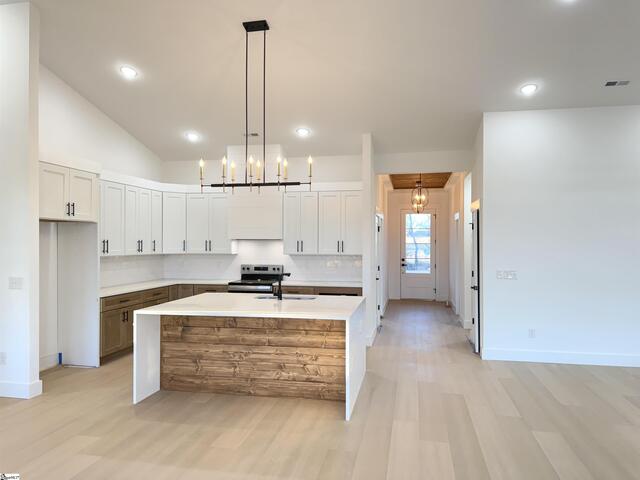 Photo of 140 Meeting House Road