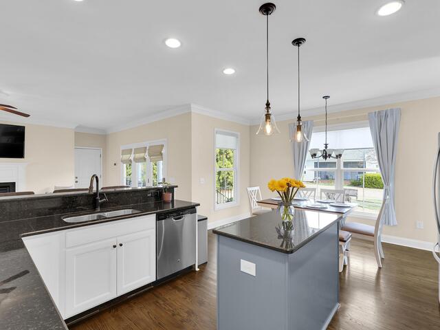 Photo of 102 Hollingsworth Drive