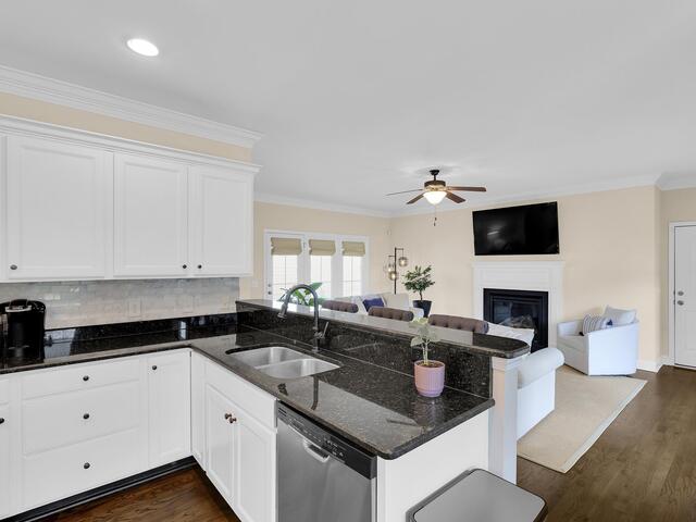 Photo of 102 Hollingsworth Drive