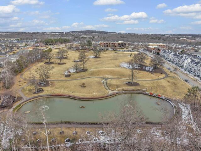 Photo of 102 Hollingsworth Drive