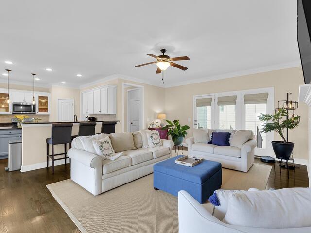 Photo of 102 Hollingsworth Drive