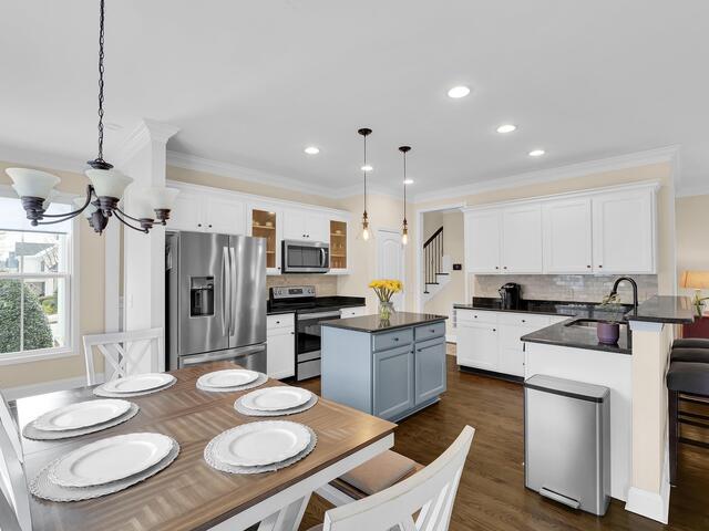 Photo of 102 Hollingsworth Drive