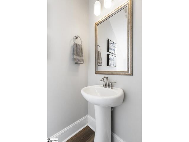 Photo of 220 Nautique Court