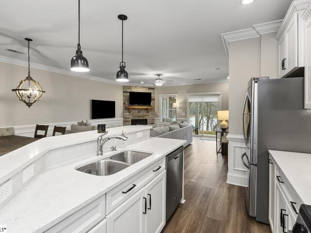 Photo of 220 Nautique Court