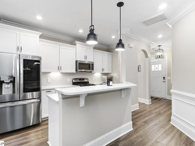 Photo of 220 Nautique Court