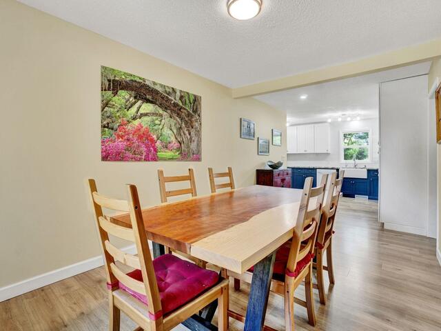 Photo of 205 Oxmoor Drive