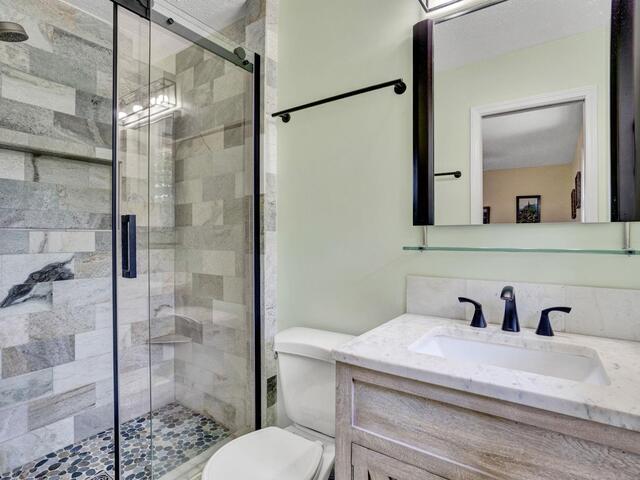 Photo of 205 Oxmoor Drive