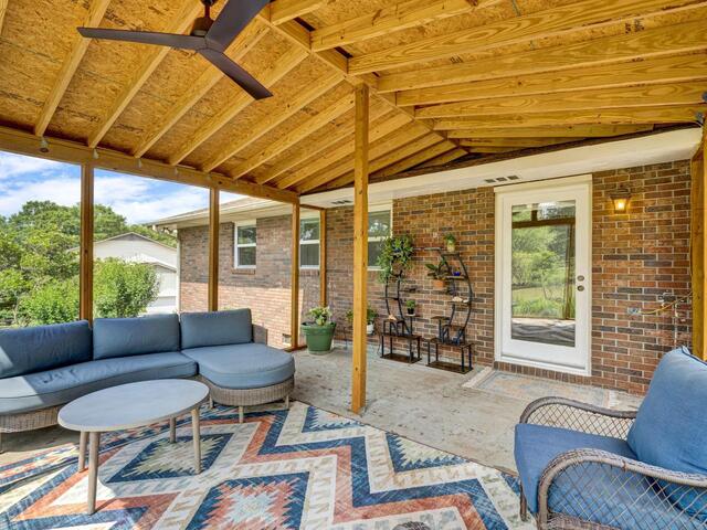 Photo of 205 Oxmoor Drive